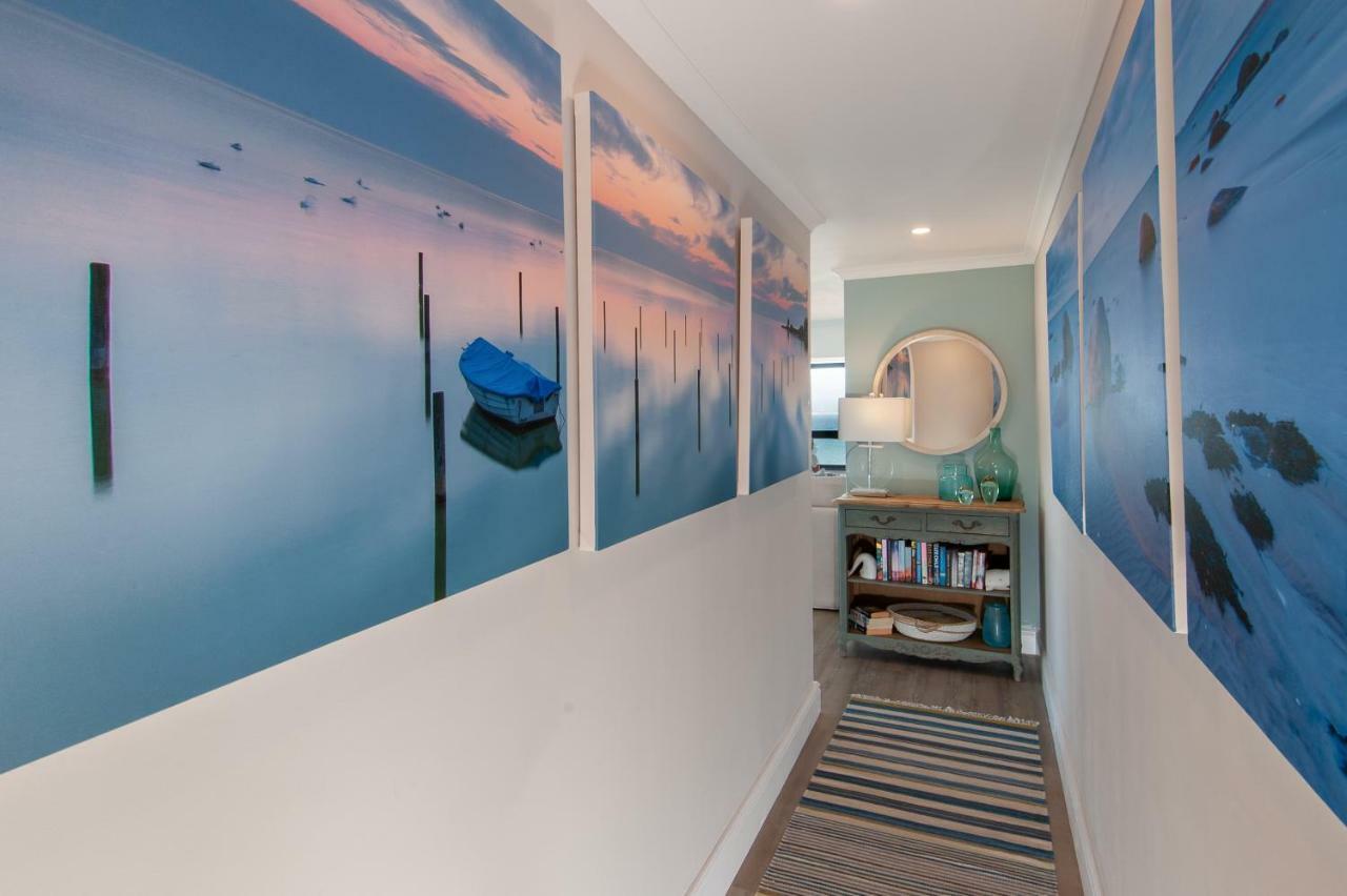 The Sun, Whales & Waves - Seafront Apartment Hermanus Dış mekan fotoğraf